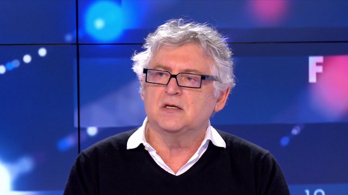 «Jean-Luc Mélenchon n'est pas député et n'est ni même capable d'être conseiller municipal du village de sa résidence secondaire», raille Michel Onfray dans #FaceaMichelOnfray