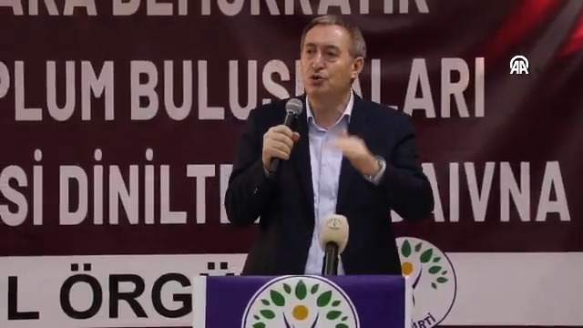 ▶️DEM Parti Eş Genel Başkanı Tuncer Bakırhan, Siirt'te konuştu ▶️"Raporda demokratikleşme, hak ve hukuk anlamında çok önemli başlıklar var. O başlıklar doğru bir şekilde hayata geçirilirse Türkiye nefes alacak"