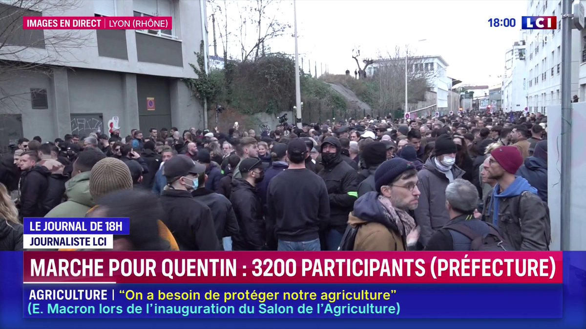 🔴 Lyon : la marche en hommage à Quentin Deranque s’achève sans incident. L’ordre de dispersion a été donné par les forces de l’ordre présentes sur place. Selon la préfecture, 3 200 personnes ont participé à ce rassemblement chargé d’émotion