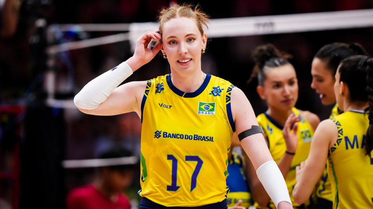 🎉 STAR BIRTHDAY! 🌟 Talent that shines through every touch. ✨💥 Julia Bergmann 🇧🇷 makes a difference on every ball: skill, confidence and heart. 👑🔥 Happy Birthday, Julia! Wishing you another year of big moments and even bigger wins. 💫🎂 🏐 #Volleyball #Volei #BePartOfTheGame