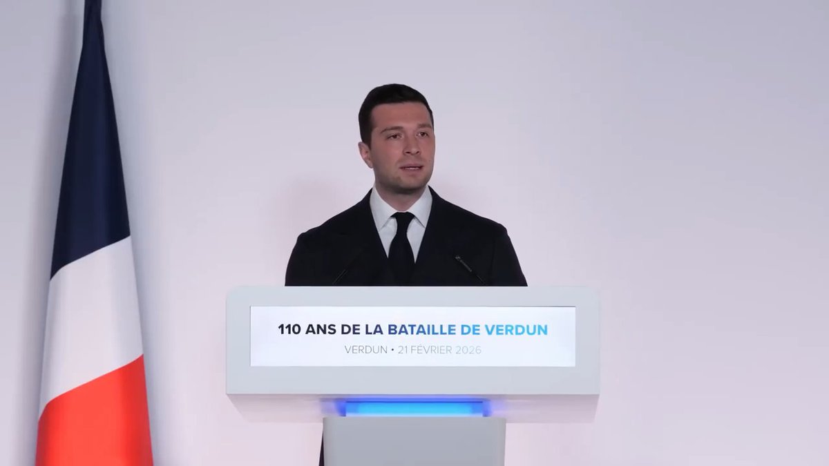 Dans les poitrines des Poilus, défenseurs de #Verdun et de la Patrie, ne battait qu’un seul cœur, celui de la France. De ces poitrines n’émanait qu’un seul et même inébranlable souffle, une seule foi partagée par tous : « on ne passe pas ! »
