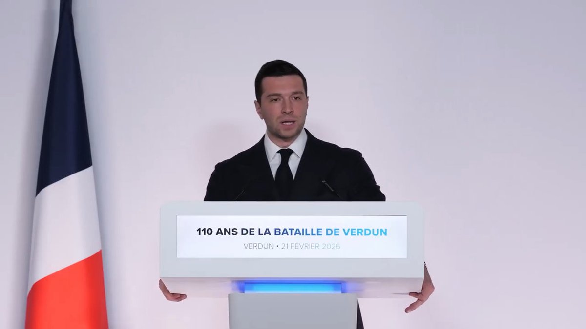 Pour la France, il n’est pas de petits combats. L’histoire bascule quelques fois sur quelques heures gagnées, sur quelques volontés qui refusent de plier. #Verdun