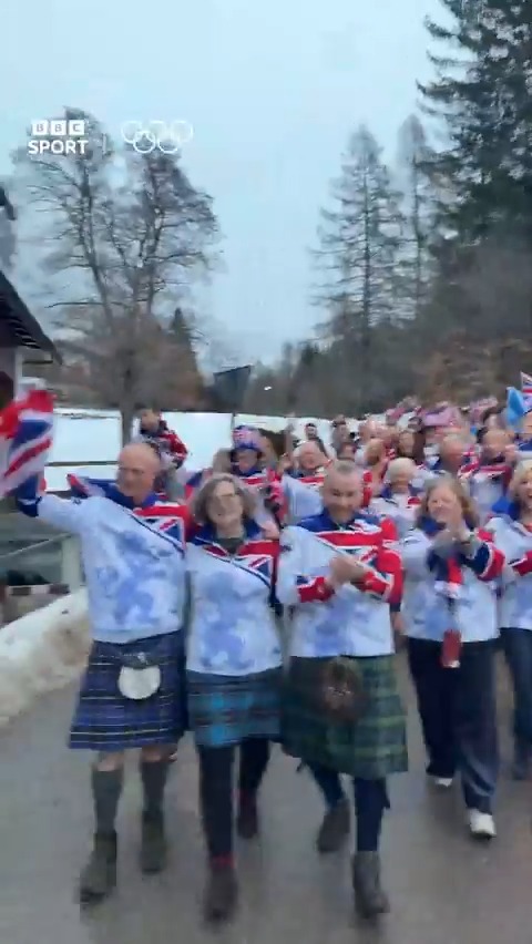 WHO'S READY FOR SOME CURLING!? 🥌🙌 Team GB's fans, friends &amp; family are...