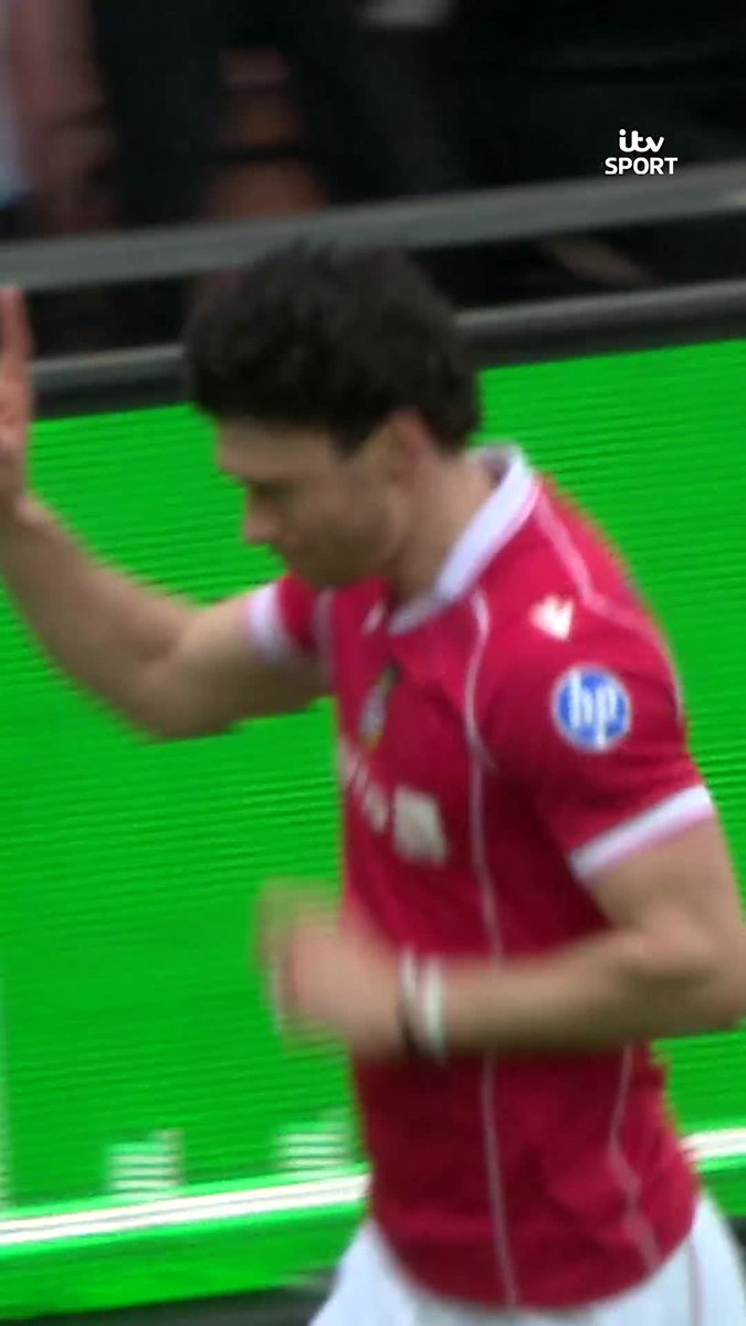 Kieffer Moore is a Championship cheat code. He could 47 and still scoring goals at this level 🙌