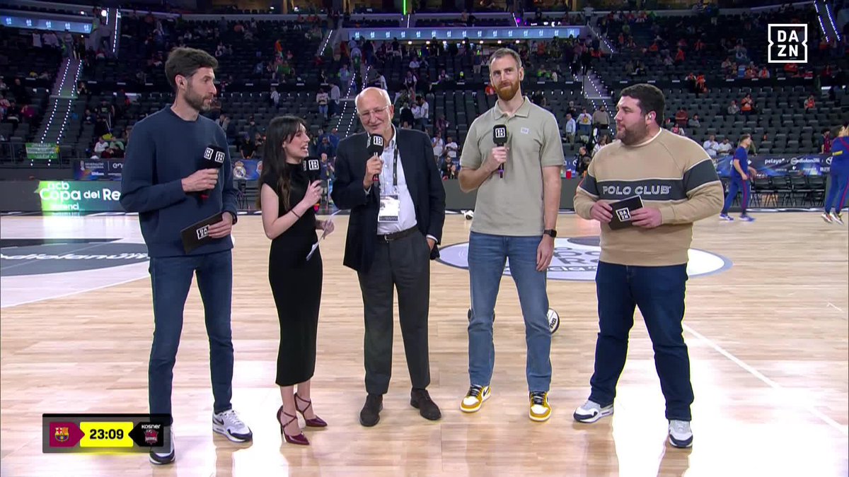 🗣️ "Felicitar al Real Madrid porque nos ha ganado bien ganado, con las jugadas dudosas que en todos los partidos hay" Las palabras de Juan Roig analizando el partidazo entre Valencia Basket y Real Madrid #CopaACBxDAZN 🏀