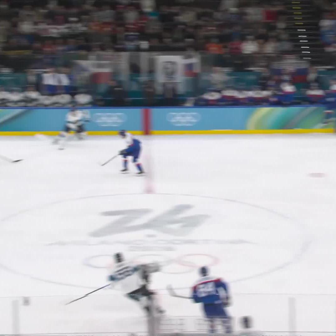 Erik Haula coming in HOT to extend Finland's lead.