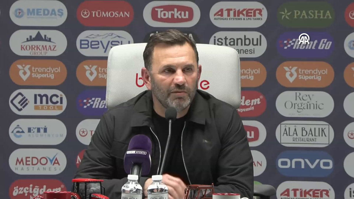 Okan Buruk: "2026 yılında böyle bir gol iptali sadece Türkiye'de olabilecek bir şey diye düşünüyorum. Yeni bir şeye daha imza attık. Hakemlerimizi tebrik ediyorum."
