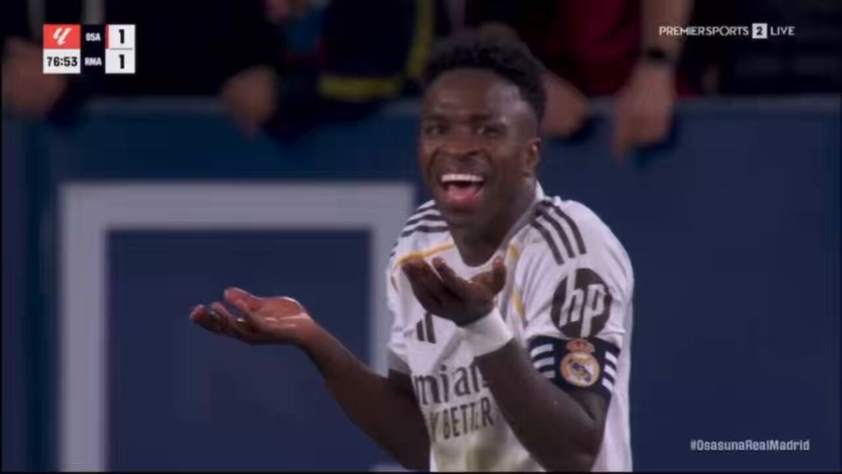 Amparado por la falsa bandera del “racismo” Vinicius fue directo a lastimar, sabiendo que ante el primer problema que se presente puede inventar que le dijeron “mono” y arruinar la carrera de cualquier jugador que lo enfrente.