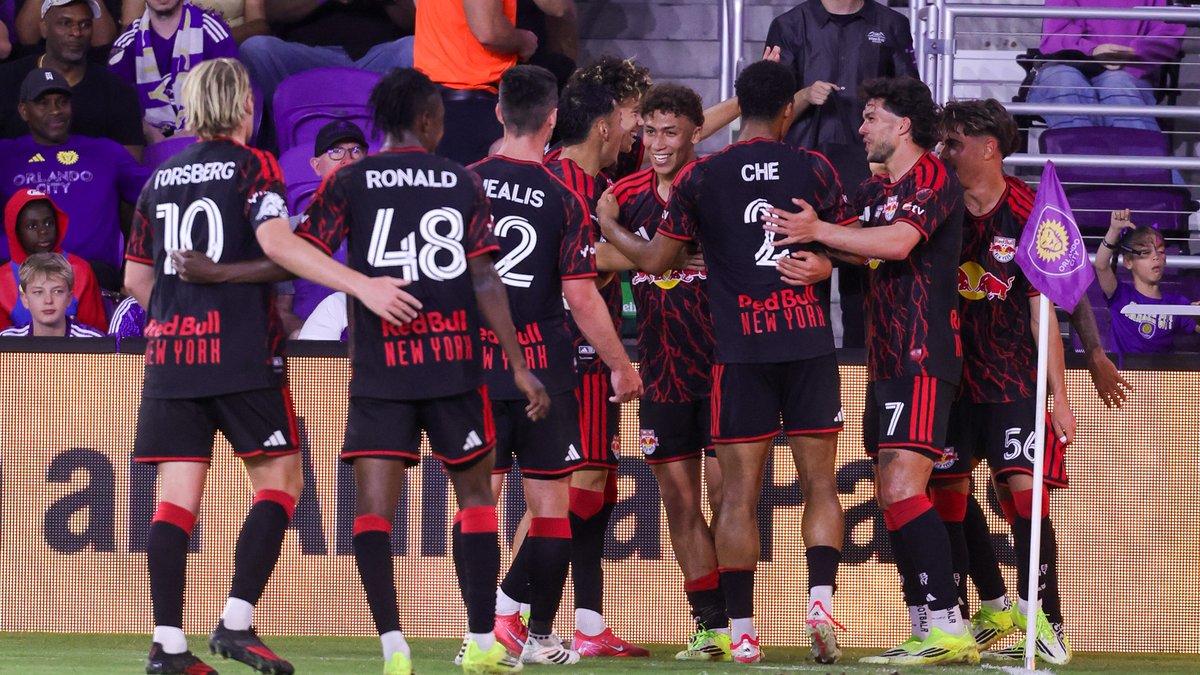 16 year old 🇺🇸 midfielder, Mehmeti, with the assist for the 17 year old 🇺🇸 Cf, Julian Hall, to score his 2nd goal of the game! RBNY is a team to follow, any team helping delevop USMNT 🇺🇸 talent has my support, not Inter Miami… they’re useless for 🇺🇸⚽️