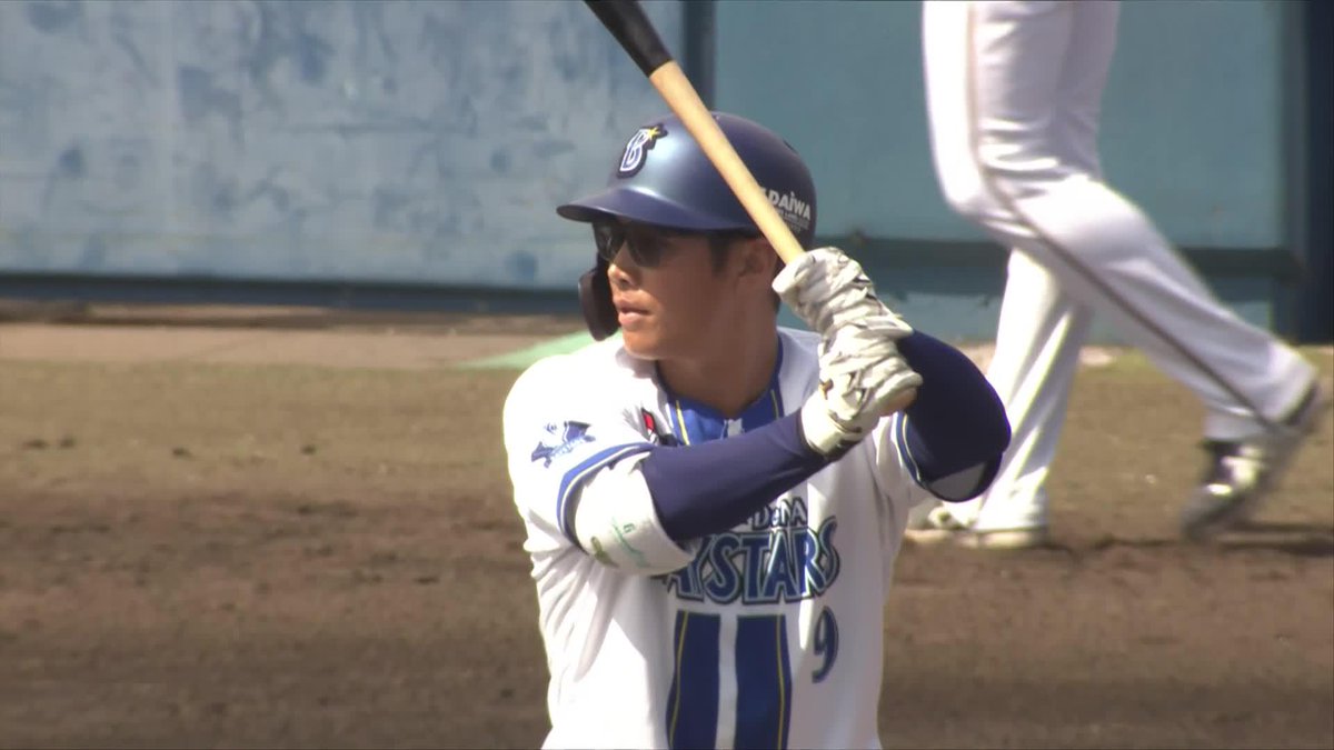 #京田陽太 選手、#三森大貴 選手いずれも初球をたたいて2者連続タイムリーが飛び出し、この回2点を先取!💪 2回裏 DB 2 - 0 E #ユニオンですからスタジアム宜野湾 #春季キャンプ #宜野湾キャンプ #baystars