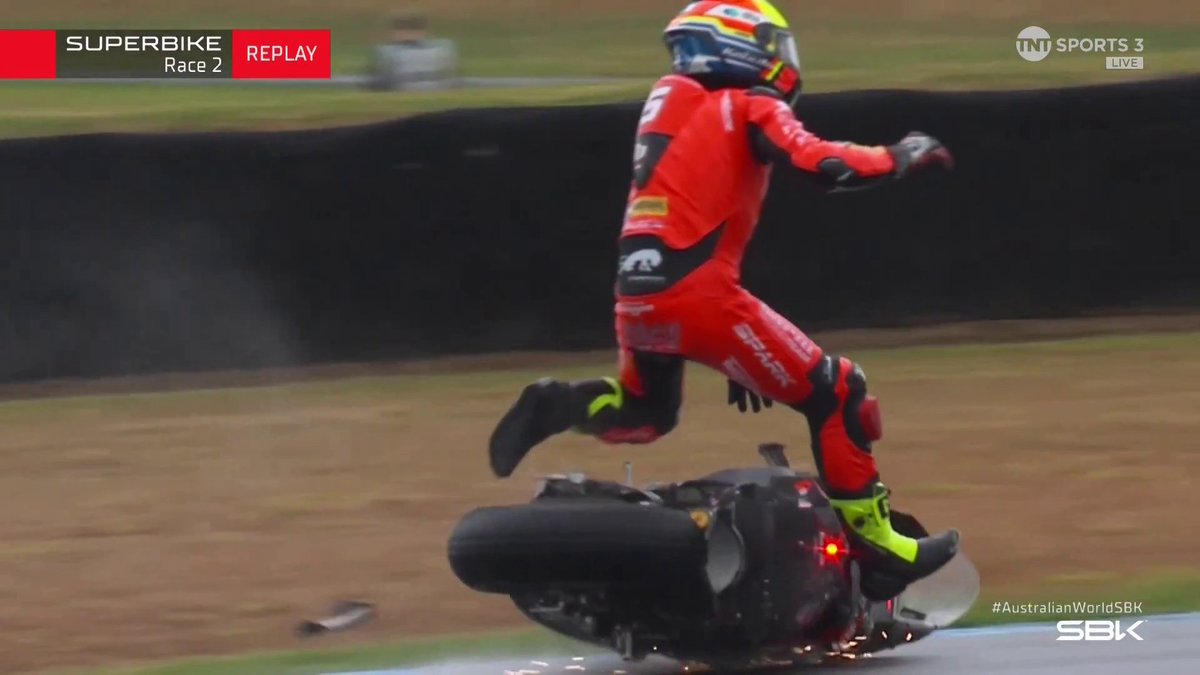 Heartbreak for Montella 🙈 He was riding in second place before being thrown from his Ducati 💥 #WorldSBK | #AustralianWorldSBK | Live on TNT Sports and Discovery+