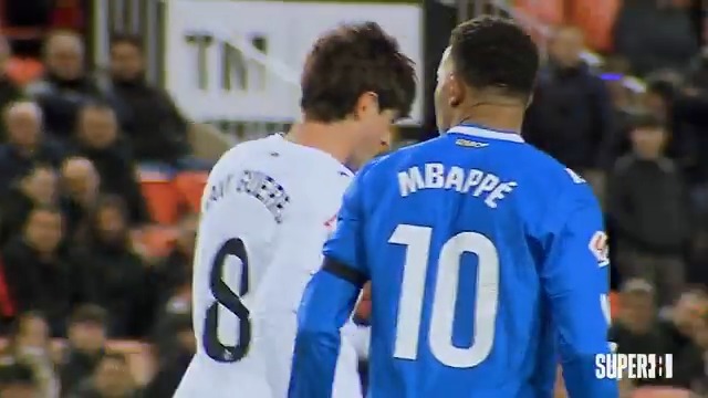 0 minutos Franco Mastantuono desde esto.