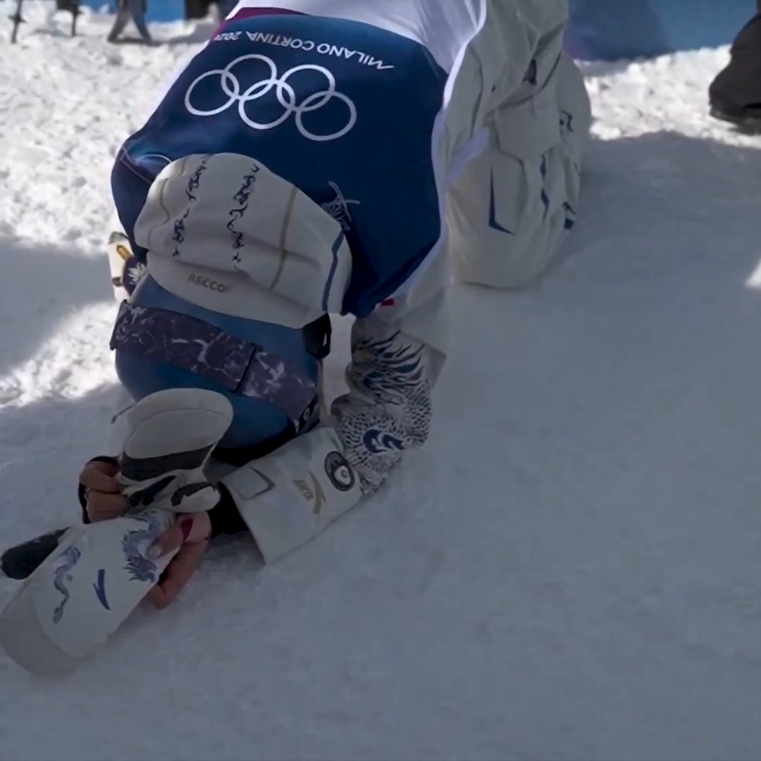 THE GOLDEN RUN FOR GU. 🥇 Eileen Gu puts down a massive 94.75 in her final run to secure halfpipe GOLD!