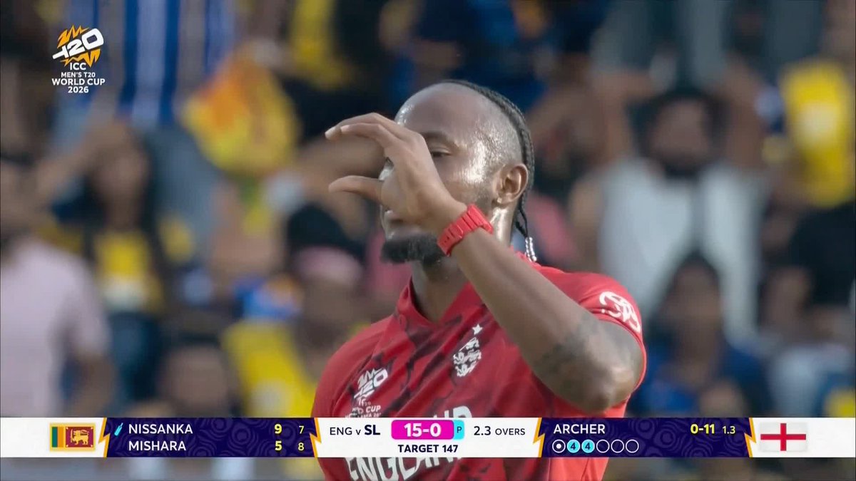 Jofra Archer picks up the CRUCIAL wicket of Pathum Nissanka! 🤩