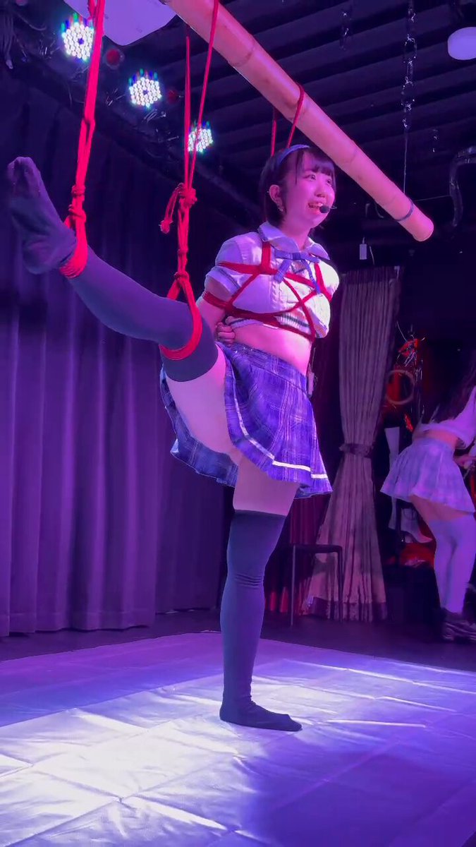 緊縛されながらライブって前代未聞⁉️