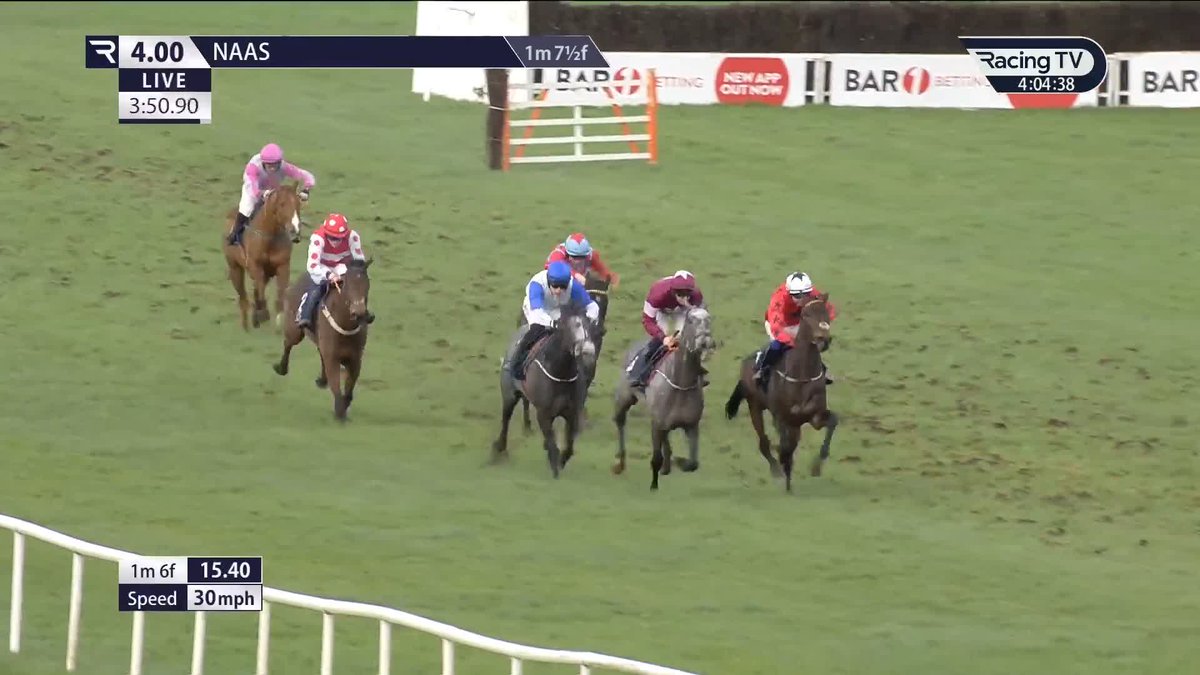 Low Kick impresses ✅ The Gordon Elliott-trained grey wins the bumper won in recent years by the likes of Gerri Colombe, Stellar Story, William Munny and I'll Sort That 👀 Harry Swan | Naas Racecourse | William Hill