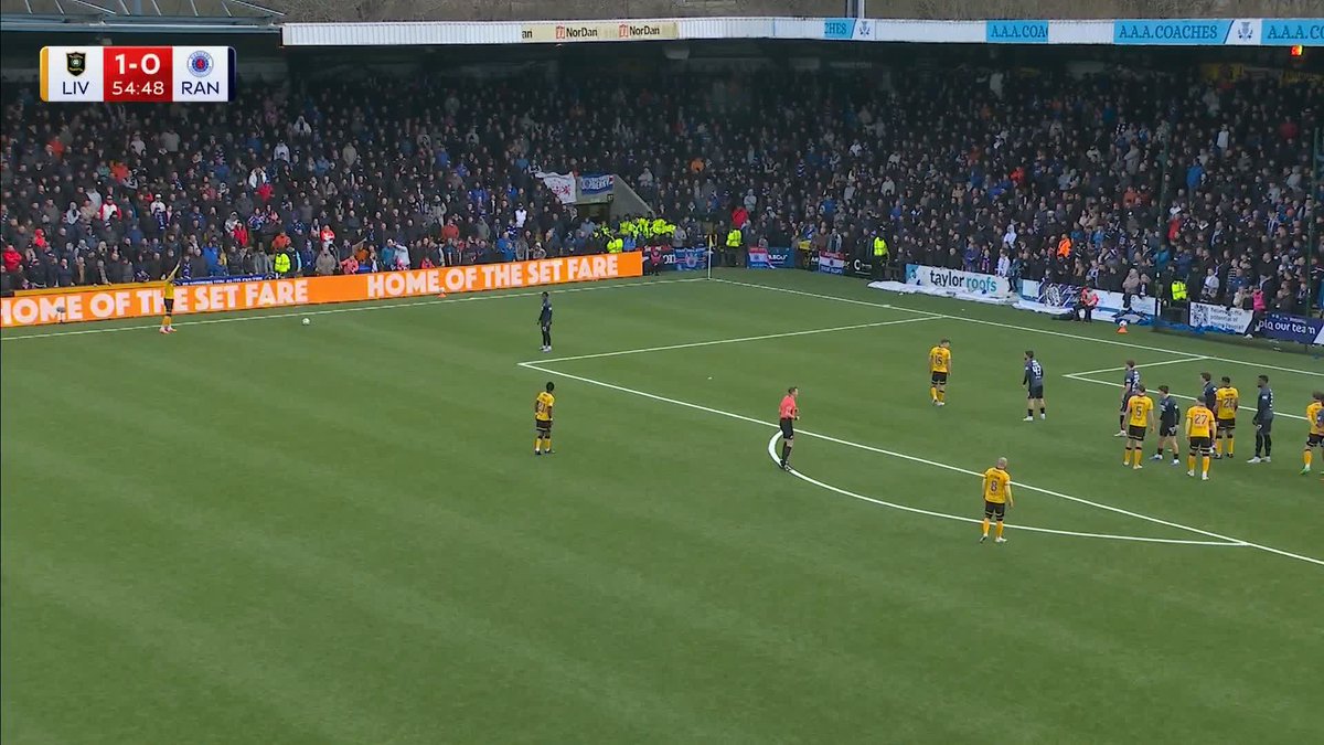 🎙️”I said I felt a goal was coming, I didn’t see that one coming” Lewis Smith doubles Livingston’s lead! ⤵️