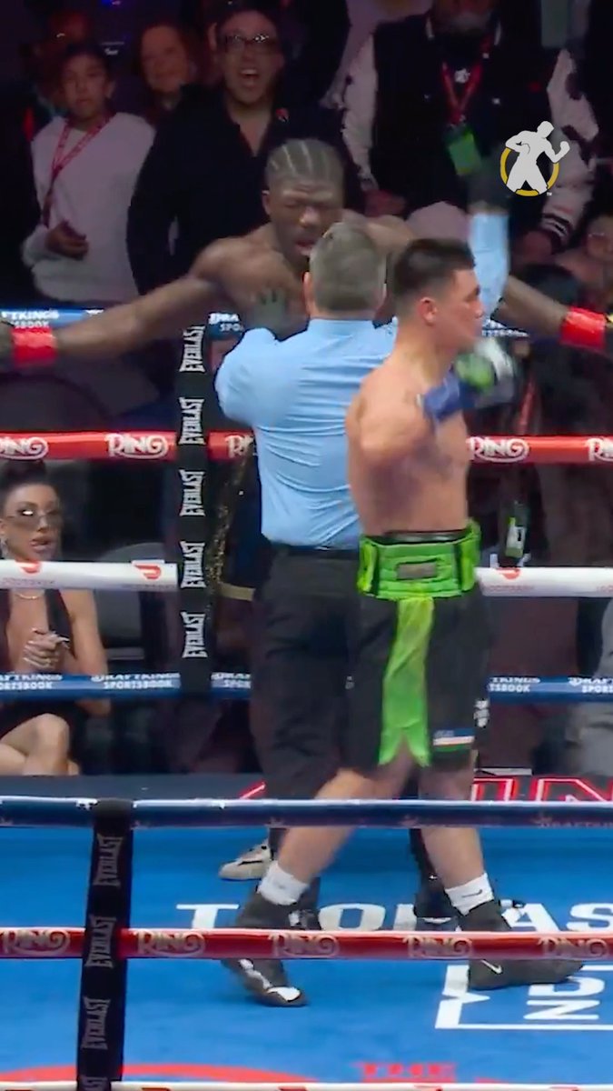 When power meets pressure, somebody falls. Another one down for the Bek the Bully 👊💢 #BarriosGarcia