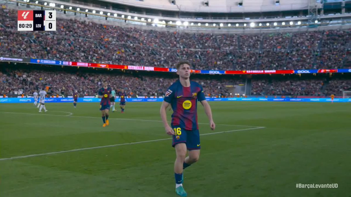 FERMIN LOPEZ WITH A SCREAMER FOR BARCELONA 💥