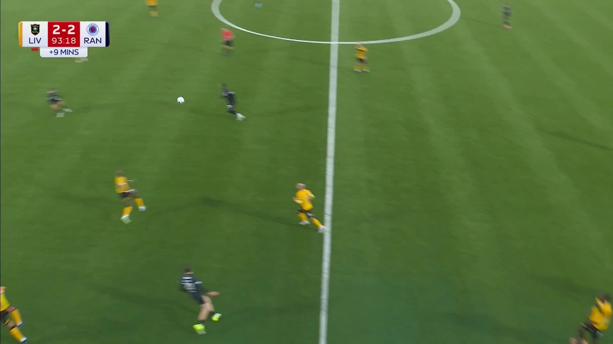 ❌ Rangers were convinced they should have had a penalty in added time, but after a long VAR check, play resumed as the points were shared in a thrilling game at Livingston ⤵️