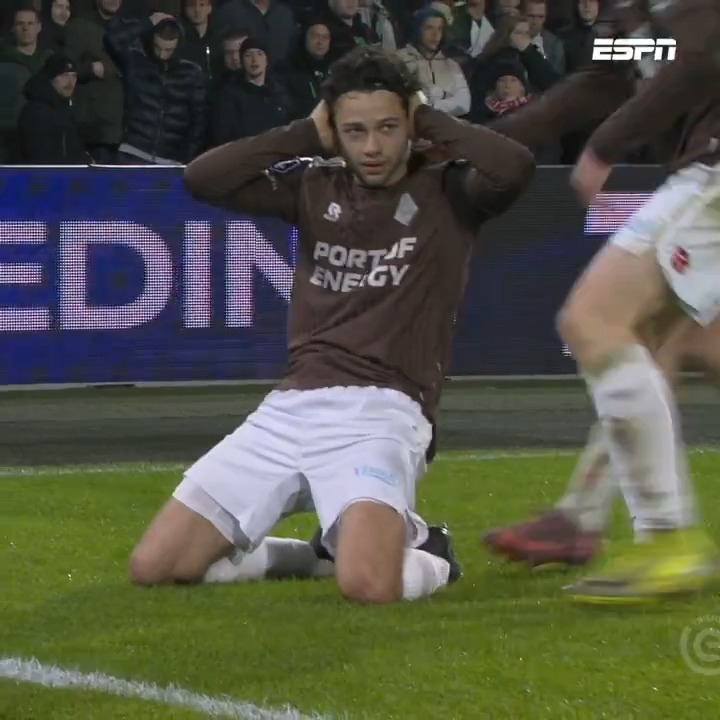 Jochem Ritmeester van de Kamp zet Telstar uit het niets op 0-1 in De Kuip! 😱 #feytel