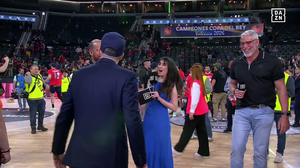 LO PROMETIDO ES DEUDA ๐๐๐ Kosner Baskonia es campeรณn y TOCA TARTAZO DE KURUCS A SU ENTRENADOR PAOLO GALBIATI ๐ #CopaACBxDAZN ๐