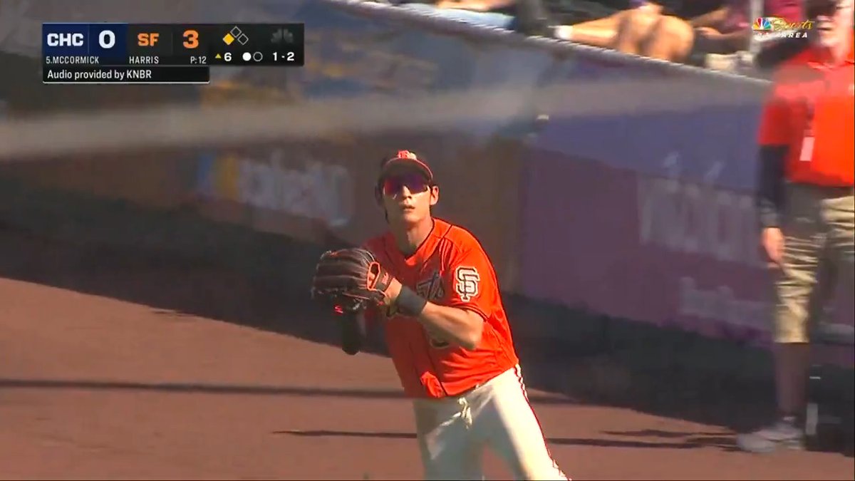 Jung Hoo Lee with a ROCKET to home plate 🚀