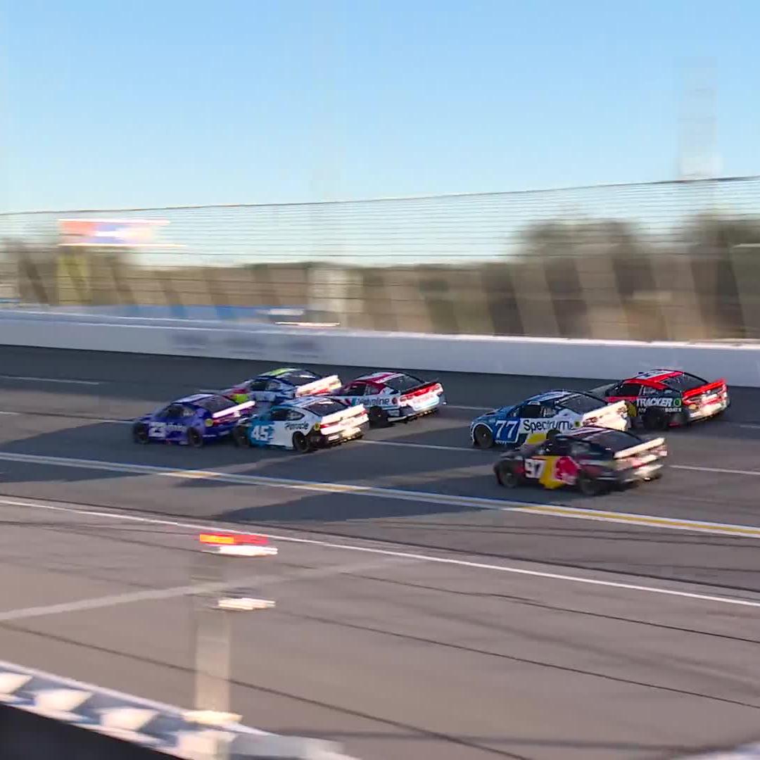 There's contact between Larson and SVG as Bubba Wallace wins Stage 2!
