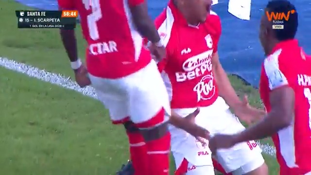 🦁⚽🔥¡Golazo de cabeza de Iván Scarpeta, que marcó el segundo gol de Santa Fe ante Junior! #LALIGAxWIN
