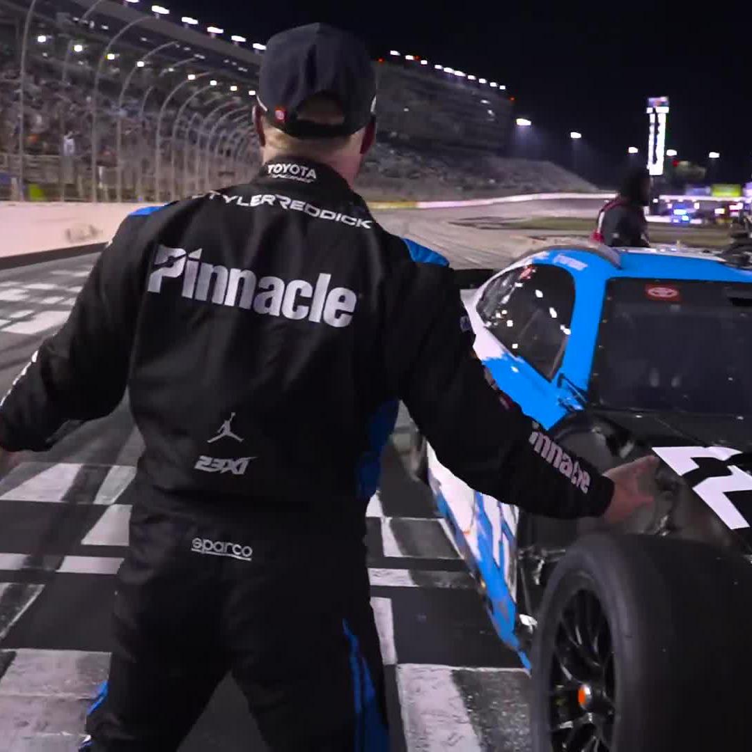Who needs fenders anyway ... right, Tyler Reddick?! 😂