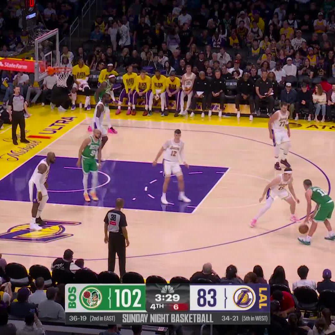 Jayson Tatum could only laugh after Payton Pritchard's handles and step back triple. 😂