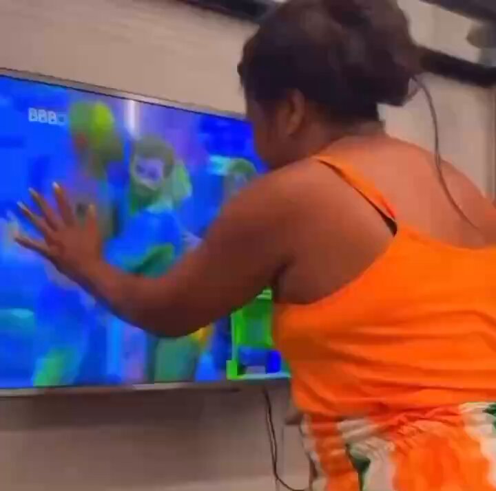 Ô ANA PAULA PELO AMOR DE DEUS AMOR SE ACALMA