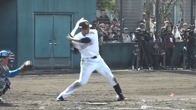 魅力あるスイングでアピール‼💪 福岡ソフトバンクドラフト育成5位ルーキーの #鈴木貴大 選手が練習試合でホームランを放つ!🔥🔥 #sbhawks 👇ライブ配信はこちら