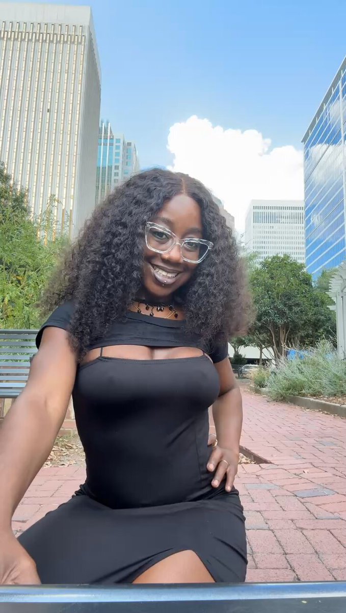 This is what I mean by I don’t know how to flirt 😂😂😂 just let me be awkward in peace.. it was the security 👀😵‍💫 never spoke again lol. #drafts #fyp #chocolate