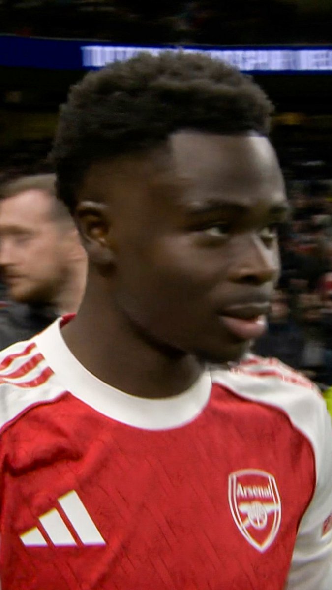 Bukayo Saka gifting his boots to a young Arsenal fan at the Tottenham Hotspur Stadium yesterday. 🥹❤️ 🎥 Stan Sport Football
