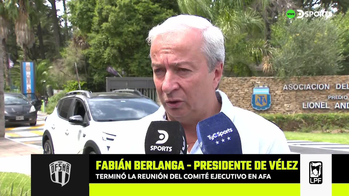 "SE ESTÁ DECLARANDO UNA GUERRA CONTRA EL FÚTBOL QUE NO TIENE NADA QUE VER" 🗣️ La palabra de Fabián Berlanga, presidente de Vélez, luego de la reunión del comité ejecutivo en AFA. 🎙️ Fernando Czyz en #SeHablaAsiDSPORTS con Juan Carlos Pasman