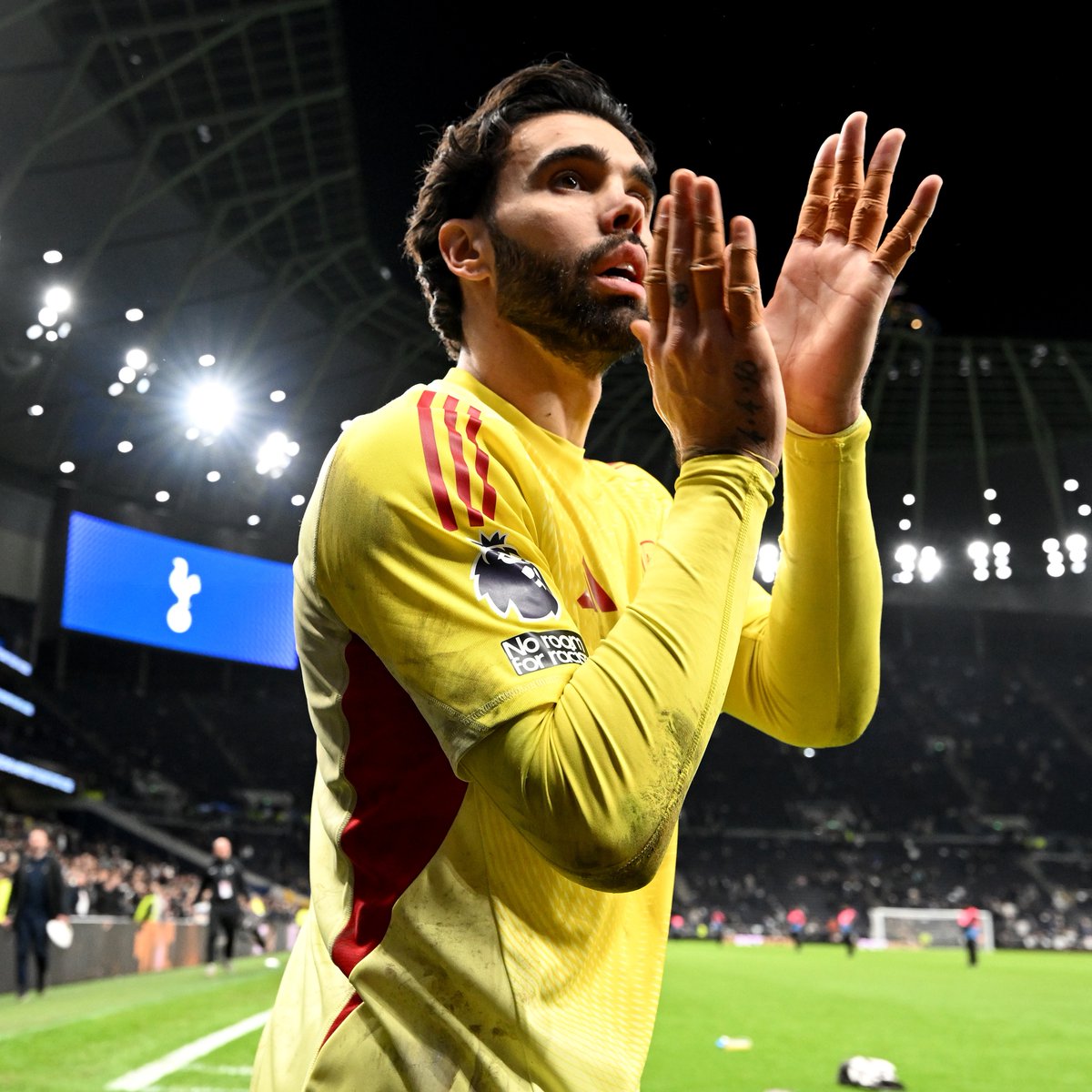 Diving to the rescue 🦸‍♂️