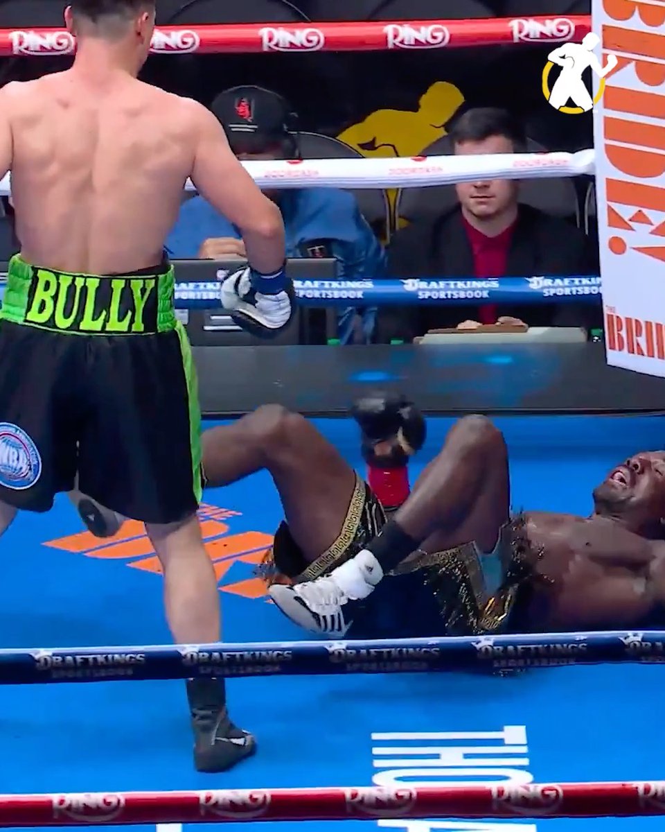 🇺🇿 Bektemir Melikuziev is a 𝐅𝐎𝐑𝐂𝐄 in the ring!! #BarriosGarcia