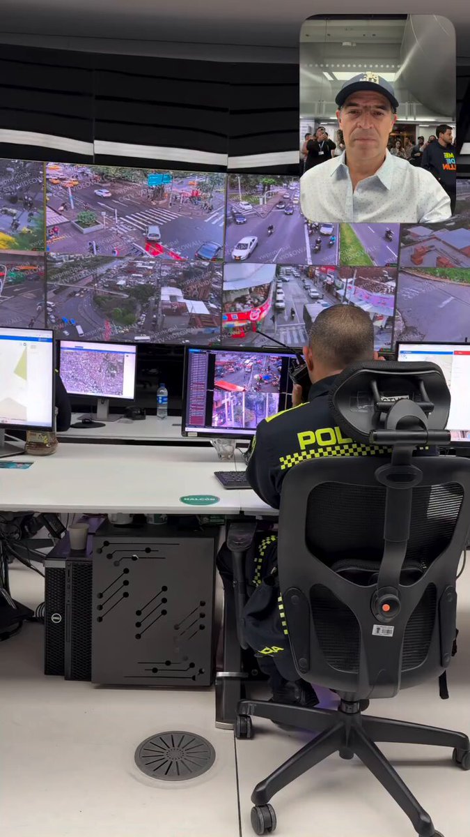 🚨 Tecnología para la Seguridad. Y ya comenzamos la construcción del nuevo C5i, que es algo así como el Pentágono de Medellín. Todo con recursos de la @alcaldiademed. Acá no hay un solo peso del gobierno nacional. Estamos dando soluciones a los problemas reales.
