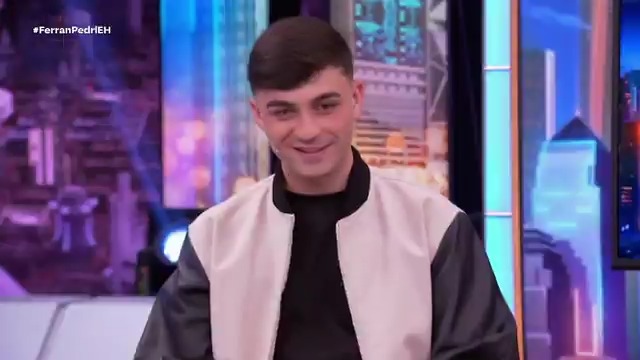 Yo también me he preguntado porque Pedri siempre saca la lengua cuando mete gol 😭