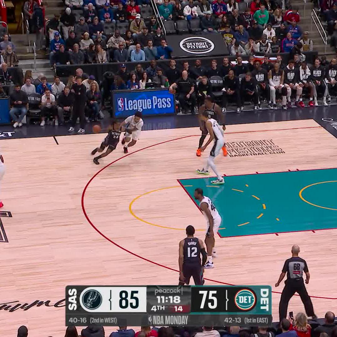 THIS SEQUENCE 😨 📺 Peacock