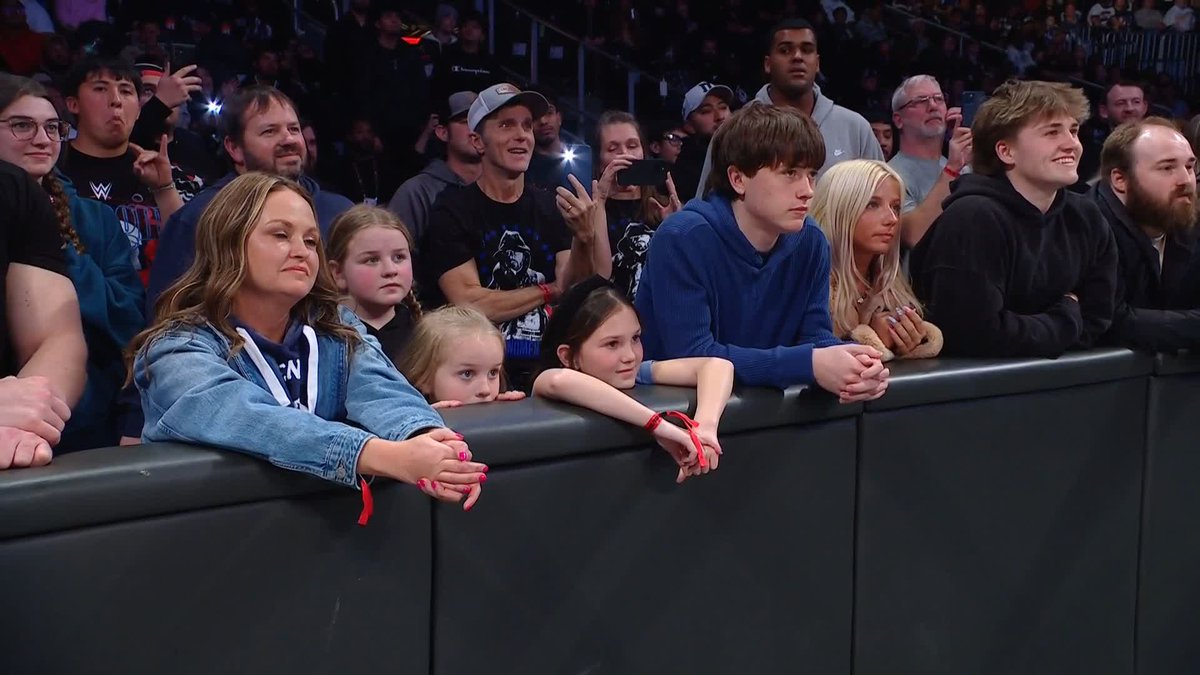 A beautiful moment for AJ Styles and his family 🫶