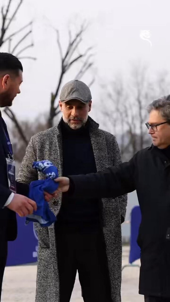 Pep Guardiola back in Brescia to watch Union Brescia in Serie C. Pep played for Brescia but club went bankrupt after 114 years at end of 2024-25. Enter Union Brescia. Founded in July 2025 following relocation of neighbouring Serie C side Feralpisalo. Brescia 2nd in standings.
