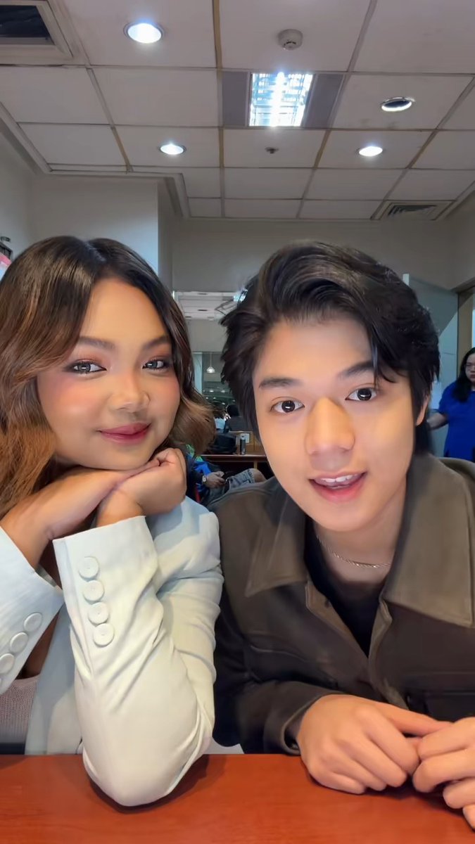 MARCO, KATABI MO NA 'YUNG BABAENG SAKSAKAN NG GANDA! 😍 🎥: Marco Masa via Tiktok #GMAPBBCollab #MarcoMasa #CarmelleCollado
