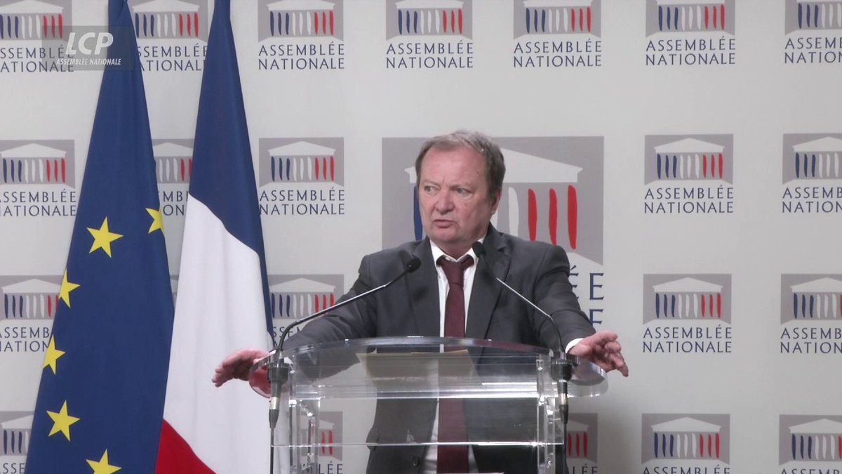 "Je suis très choqué par la nature des débats depuis la mort de Quentin Deranque", déclare Stephane Peu. "L'espèce d'inversement qui consiste à essayer de criminaliser LFI n'a pour seul effet que de banaliser le RN et l'extrême droite". #DirectAN