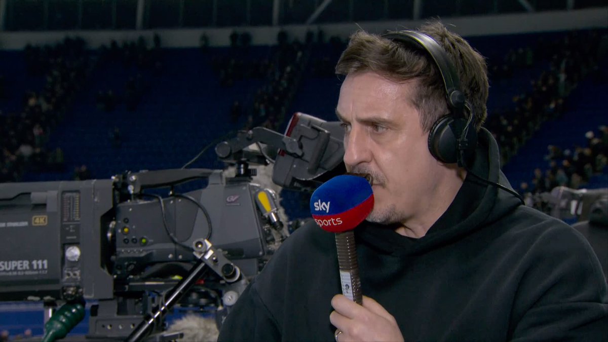 "Everything he did, he did calmly and well" 🗣️ Gary Neville on Senne Lammens' impact at Man Utd since arriving in the summer 💪
