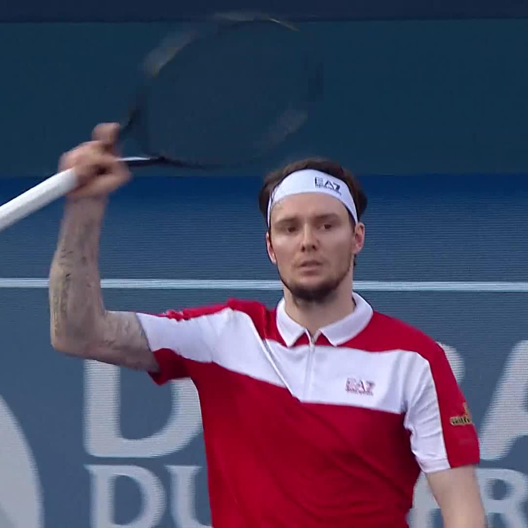 Firing through 🔥 Bublik moves into round 2 in Dubai with a convincing 6-3 6-4 win over Struff #DDFTennis