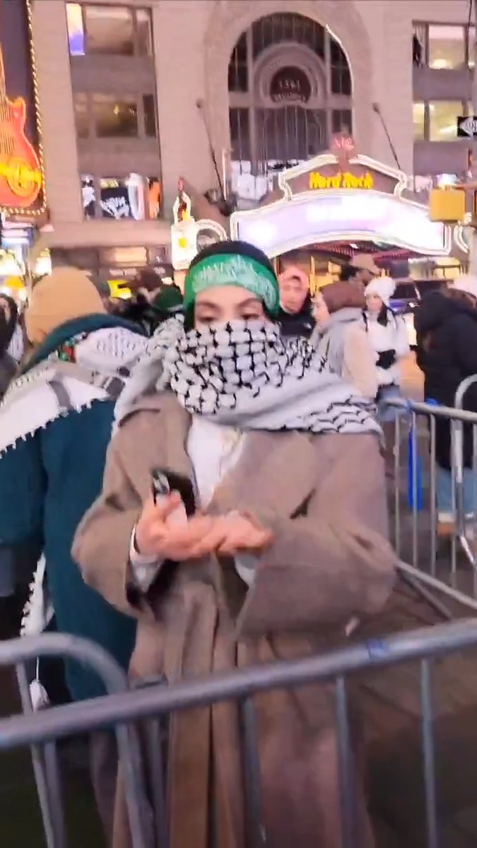 According to this Hamas supporter, what happened in Gaza was a genocide of horrific proportions that will forever scar the people and the land they live on. But, at the same time, Israel completely failed to fight Hamas and was decimated by the brave "freedom fighters" to an embarrassing degree. How can these two statements be true at the same time? It's simple. You just have to completely disassociate from reality.