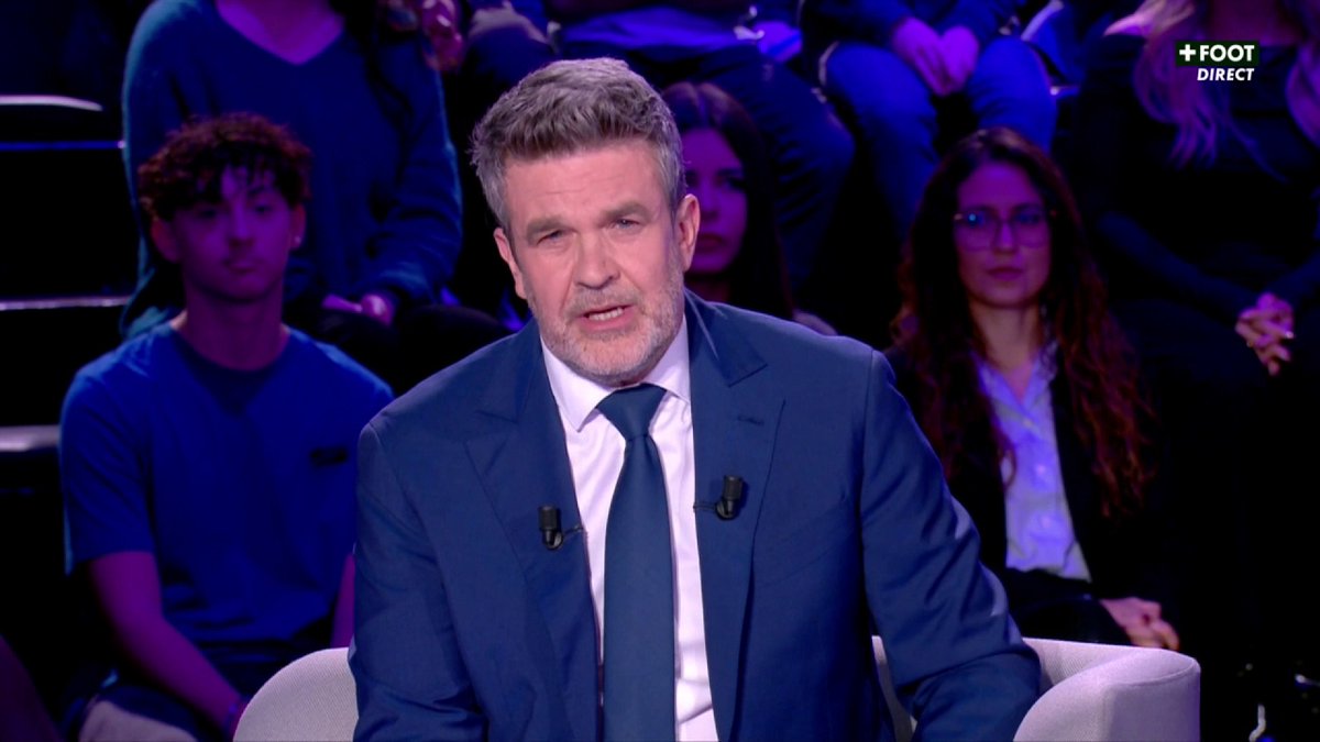🤔 Gianluca Prestianni est présent au Bernabéu malgré la suspension de l'UEFA Que pensez-vous de la présence de l'Argentin à Madrid ? L'avis du CCC👇 #UCL