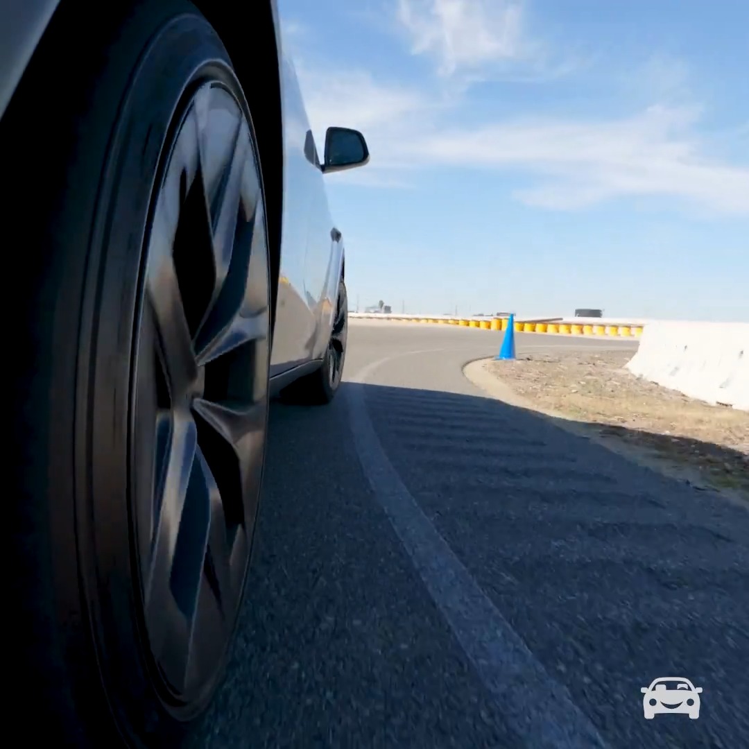 So this is why the new Tesla Model Y Performance doesn't have a track mode